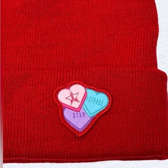 NWT Jeffree Star exclusive beanie Red with embroidered hearts collectors item - Picture 7 of 7